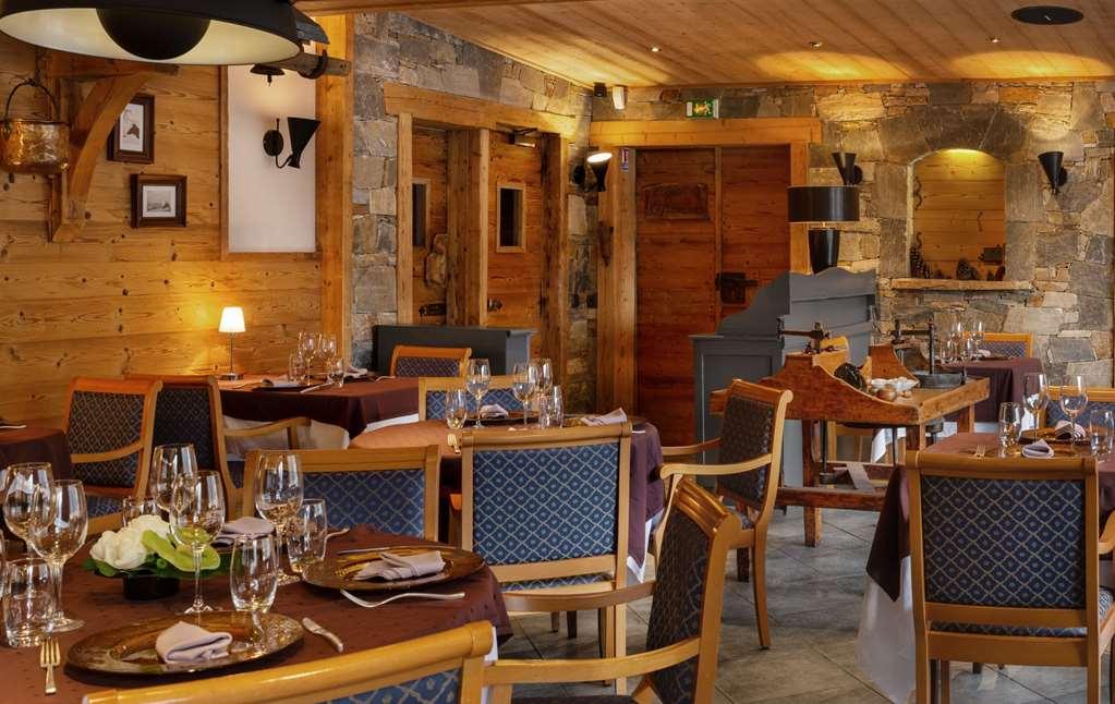 Brit Hotel Florimont Saint-Ferreol Ресторан фото