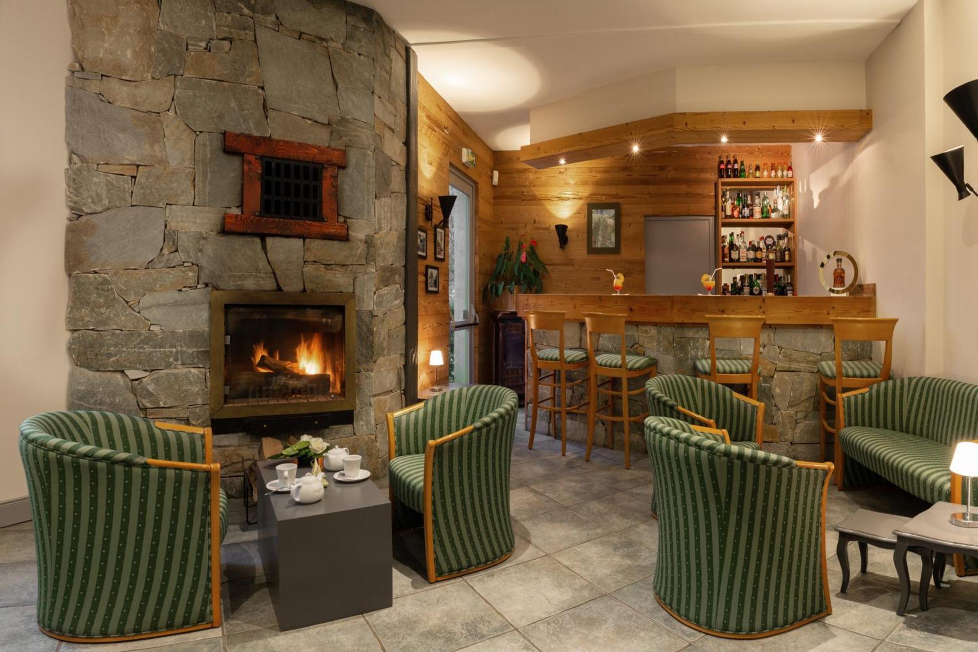 Brit Hotel Florimont Saint-Ferreol Екстер'єр фото