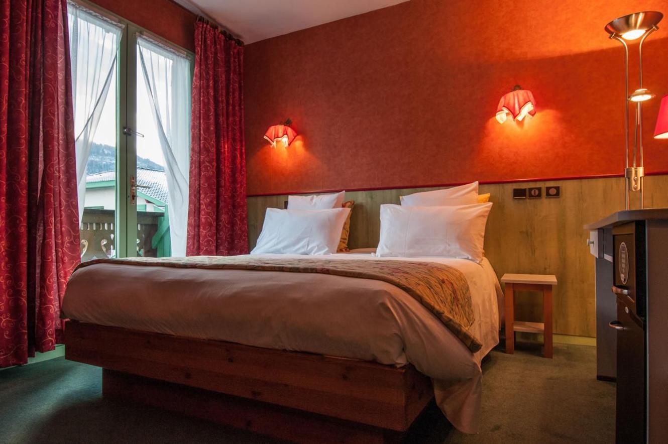 Brit Hotel Florimont Saint-Ferreol Екстер'єр фото